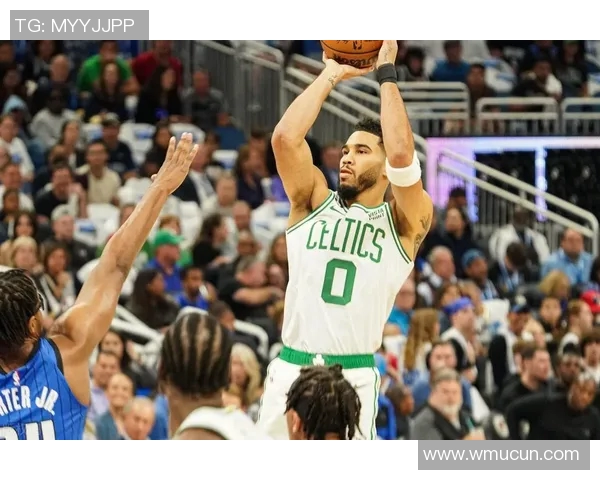 塔图姆荣获月度最佳球员，实至名归